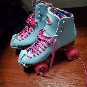 Moxi Beach Bunny Roller Skates Periwinkle Sunset